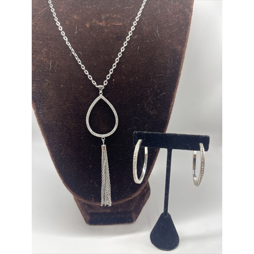 Swarovski Teardrop Tassel Pendant Long Necklace With Matching Hoop Earrings NWOT